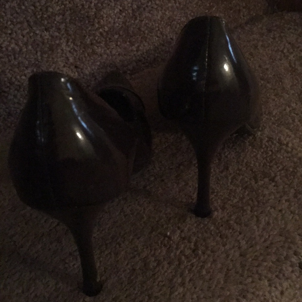 High Heel Shoes - Picture 4 of 5